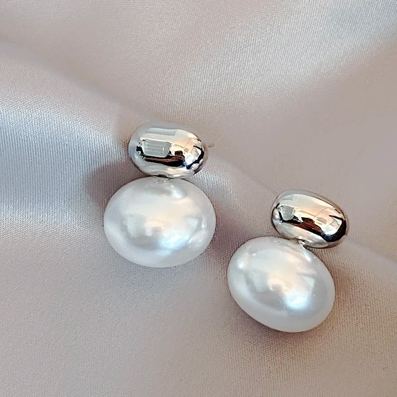 Aeri™ | Vintage Pearl Earrings